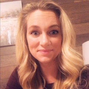 Meet your Posher, Lindsey